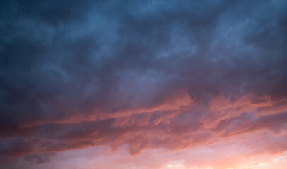 Fototapeta na wymiar sunset sky background pink and blue