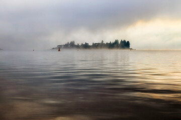 Fototapeta premium SM Jindabyne lake rise cub island.