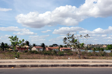 Fototapeta na wymiar View of Lago da Peruca end of houses in the city of Arapiraca, state of Alagoas, Brazil.