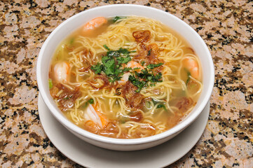 Wonton Soup with Shrimp