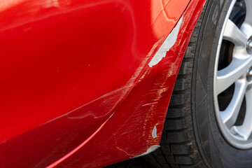 車の傷 Deteriorated car (rust, dent, dirt, scratches)