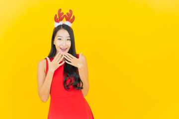 Portrait beautiful young asian woman wear santa hat or hairband