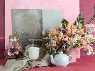 composition for the interior with dried flowers 