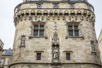 35 meters Bordeaux Cailhau gate (Porte Cailhau, 1494) - medieval gate at Place du Palais. Gate...