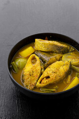 Southern Yellow Thai Curry With Fish