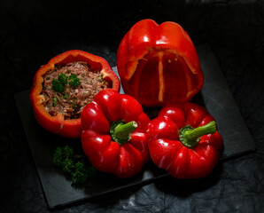 Gefüllte Paprika mit Hackfleisch 