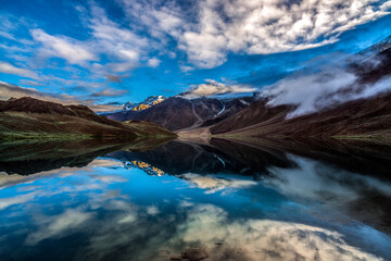 Fototapeta na wymiar Chandra Tal Lake, Spiti Valley