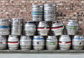 Beers Kegs or barrels 8