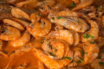 Obraz na płótnie Canvas shrimp with rice in wine