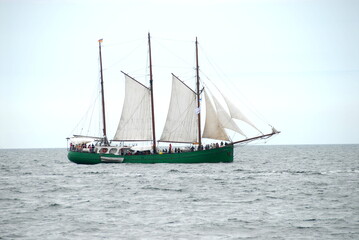 Fototapeta premium Segelschiffe bei der Hansesail Rostock