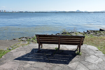 Fototapeta na wymiar 椅子のある風景　滋賀県琵琶湖