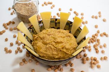 HUMMUS TAJINE TAHINE