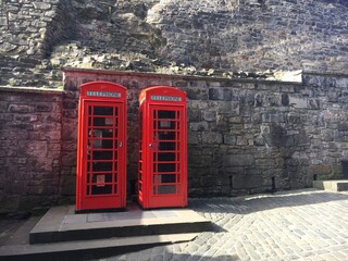 red telephone box