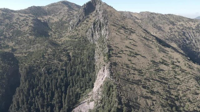 Lateral footage in a small mountain in 2500 meters above sea level