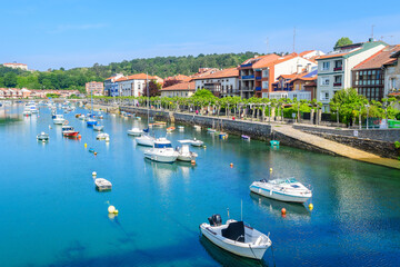 Fototapeta na wymiar views of plentzia harbor in basque country, Spain