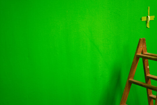 Green croma screen tv film studio