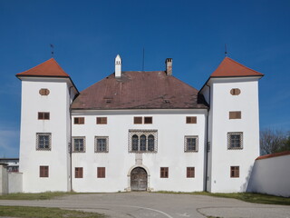 Fototapeta na wymiar Schloss Welzenegg / Klagenfurt / Kärnten / Österreich