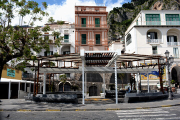 PAESAGGIO URBANO,AMALFI,SUD ITALIA,4 MAGGIO 2021.