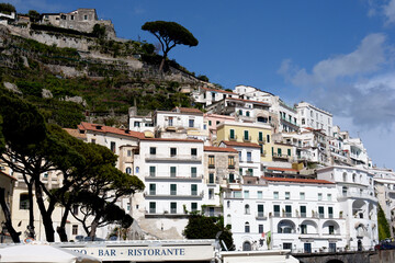 PAESAGGIO URBANO,AMALFI,SUD ITALIA,4 MAGGIO 2021.