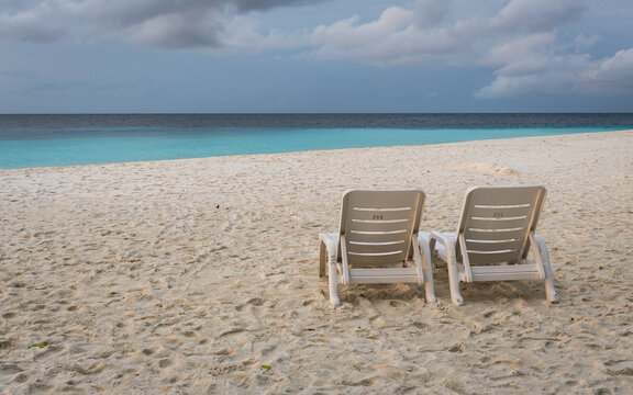 Summer vacations on the beaches of the maldives in the middle of the indian ocean
