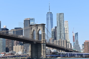 Fototapeta na wymiar Brooklyn Bridge, Lower Manhattan
