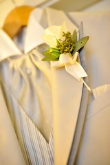 wedding rings on a bouquet
