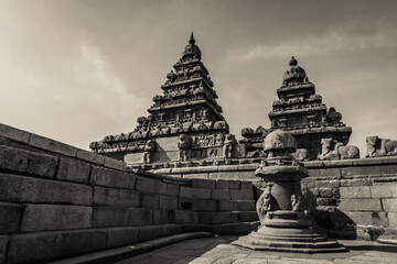 Very Ancient and Old Pictures Of Sea Shore temple is UNESCO's World Heritage Site located at Mamallapuram, or Mahabalipuram in Tamil Nadu, South India. Rare Collection Pictures