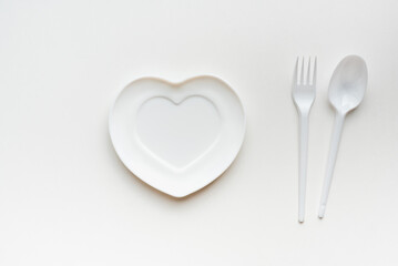table setting, disposable tableware, white tableware