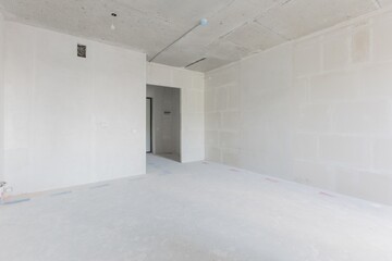 Obraz premium interior of the apartment without decoration in gray colors