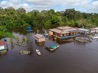 Fototapeta na wymiar amazon flooded forest and community