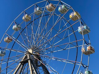 Fototapeta premium ferris wheel in the park