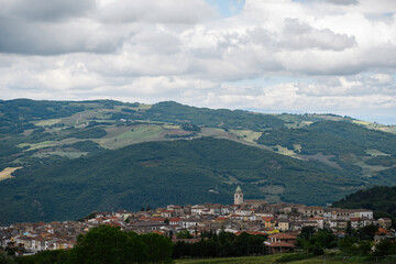 Fototapeta na wymiar Panorama Con Paesino Landscape With Village