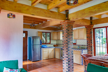 Cocina de cabaña mexicana en el campo