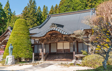 隣政寺（山の寺）