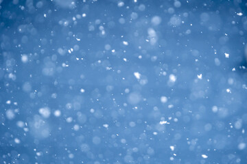 降雪　雪が降るイメージ