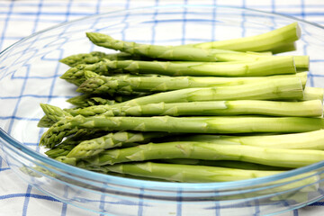 Grüner Spargel, green asparagus
