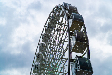 ferris wheel against the sky