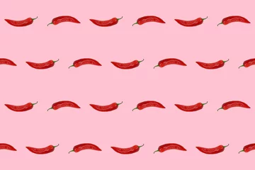 Fotobehang Red hot chili peppers op roze achtergrond, naadloos patroon © alignedd