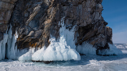 Fototapeta na wymiar Various ice islands of Lake Baikal
