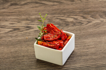 Sun-dried tomato in olive oil