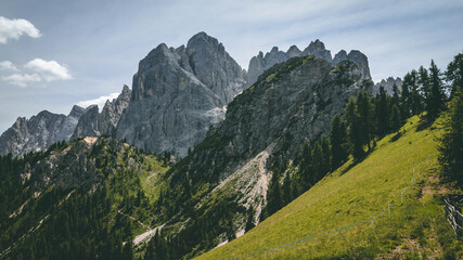 Fototapeta na wymiar The amazing view of the Dolomiti mountains from Longkofel - next to Dobiacco lake