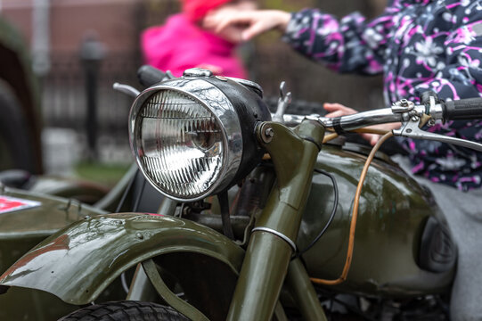 Dnepr MT-11 motorcycle / motorcyclist / headlight / green bike