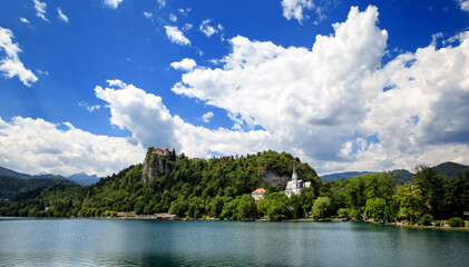 Fototapeta na wymiar Lake Bled in Slovenia