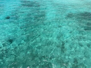 沖縄県宮古島の美しい青い海