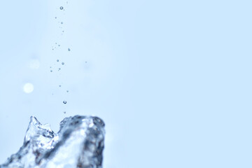 水中を漂う気泡