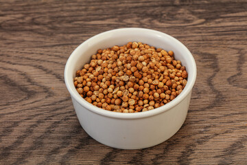 Coriander seeds in the bowl