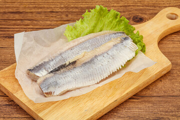 Herring fillet with salad leaves