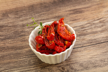 Sun-dried tomato in olive oil