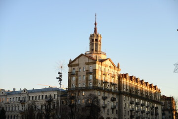 Naklejka premium Ukraine, Kiev - APRIL 5, 2019: Kyiv, Ukraine, view of the main square of the country Independence Square on globe of peace. Independence Square (Maidan Nezalezhnosti) - the main square of Kiev.