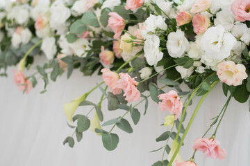 Close up wedding flowers for main table.
